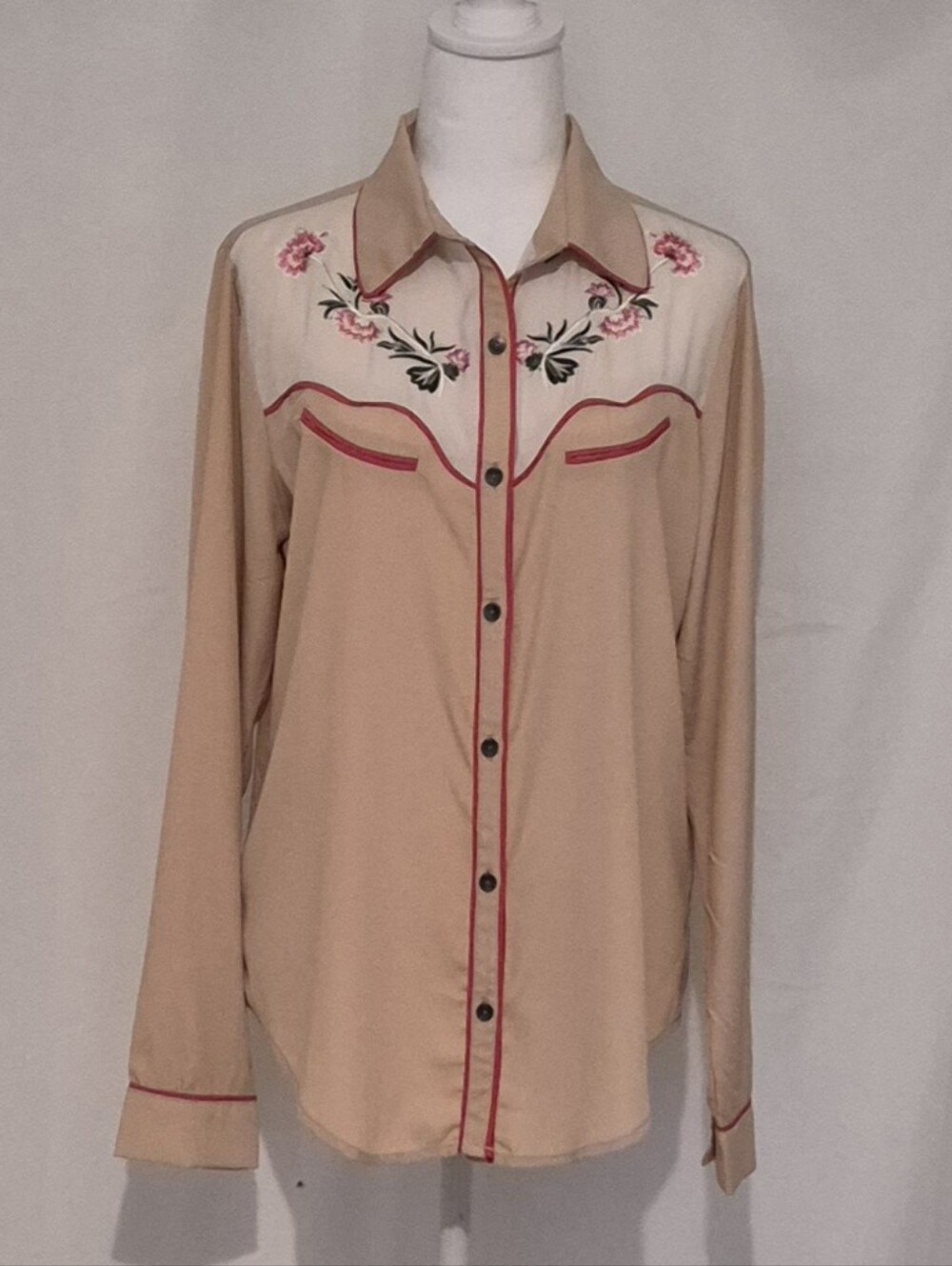 Willow & Clay Embroidered Western-Style Button-Up Shirt - Peach with Coral Trim